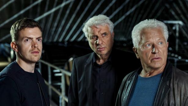 Kalli Hammermann (Ferdinand Hofer, li.): Ivo Batic (Miroslav Nemec) und Franz Leitmayr (Udo Wachtveitl, re.)