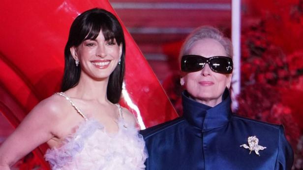 Anne Hathaway und Meryl Streep bei Filmpremiere