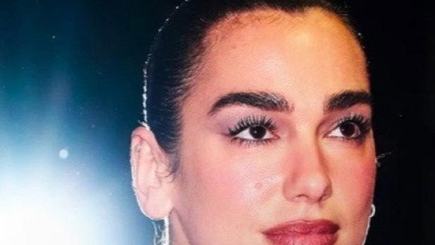 Dua Lipa - Unstoppable