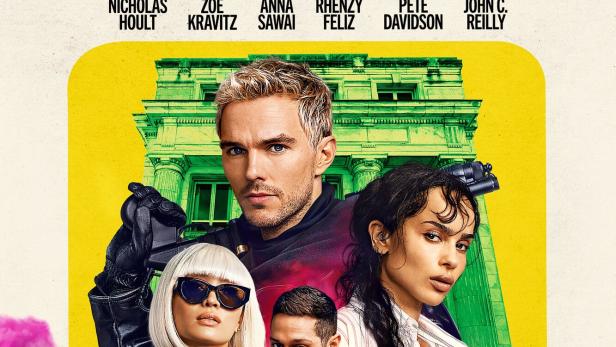 Filmplakat zu „How to Rob a Bank“ mit Nicholas Hoult, Zoë Kravitz, Anna Sawai, Rhenzy Feliz, Pete Davidson und John C. Reilly vor einem Bankgebäude.