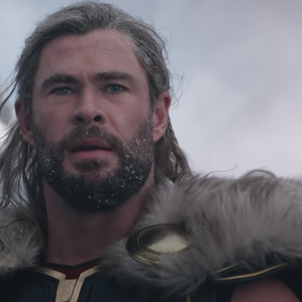 Dois Zés Ninguéns para Thor: Chris Hemsworth recorda artigo