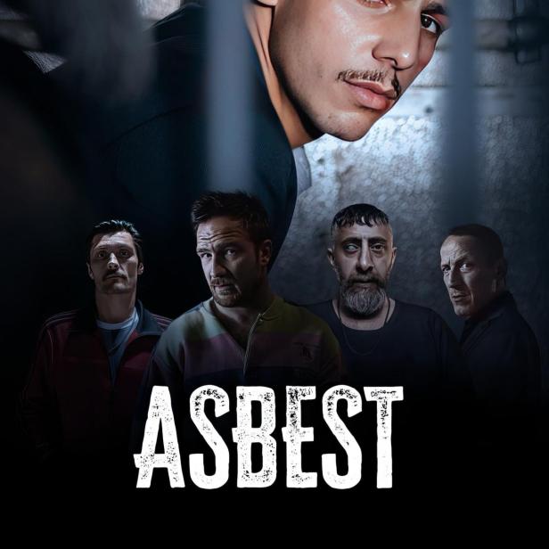 Das Filmplakat für „Asbest“ zeigt einen jungen Mann hinter Gittern und vier weitere Männer im Hintergrund.
