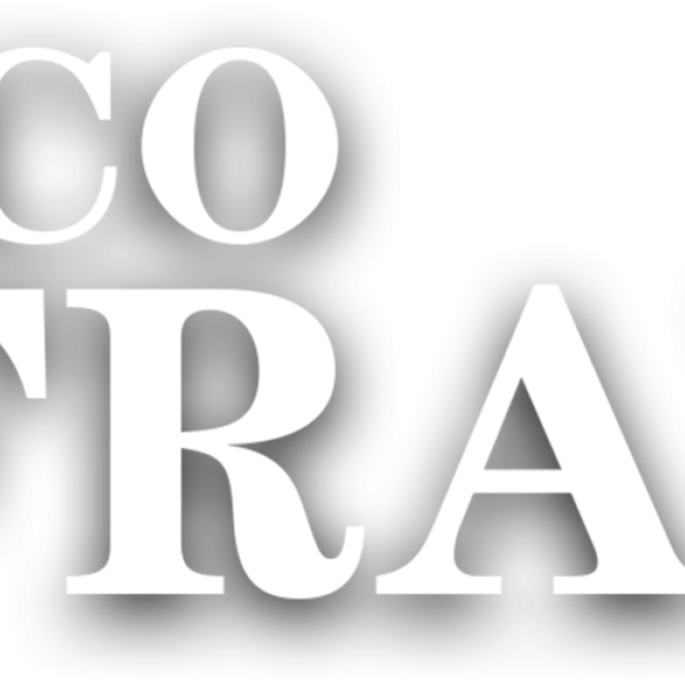 Der Schriftzug „Monaco Franze“ in weißer Schrift auf schwarzem Hintergrund.