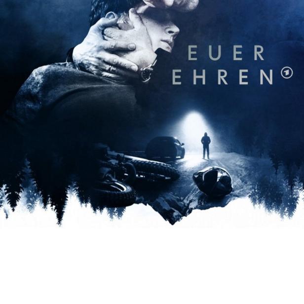 Ein Mann umarmt einen jüngeren Mann auf dem Filmplakat zu „Euer Ehren“.
