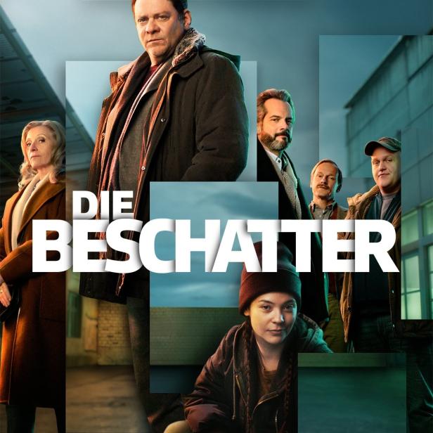 Das Filmplakat für „Die Beschatter“ zeigt eine Gruppe von Personen vor einem Gebäude.