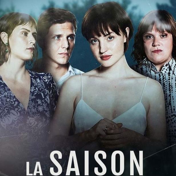 Das Filmplakat für „La Saison du Verseau“ zeigt vier junge Menschen vor einem dunklen Hintergrund.