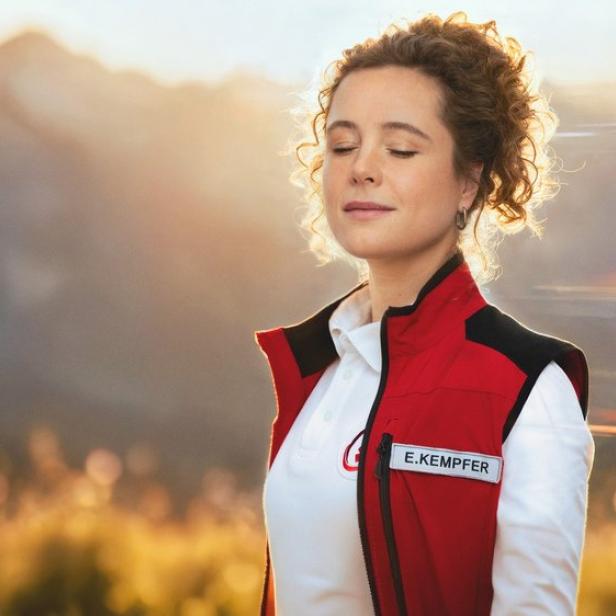 Klara Deutschmann als Elli in der gleichnamigen Serie