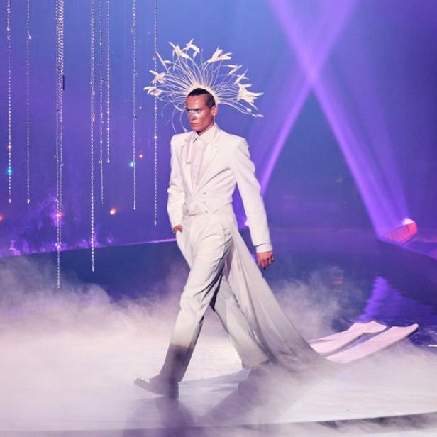 Model Louis auf dem Laufsteg