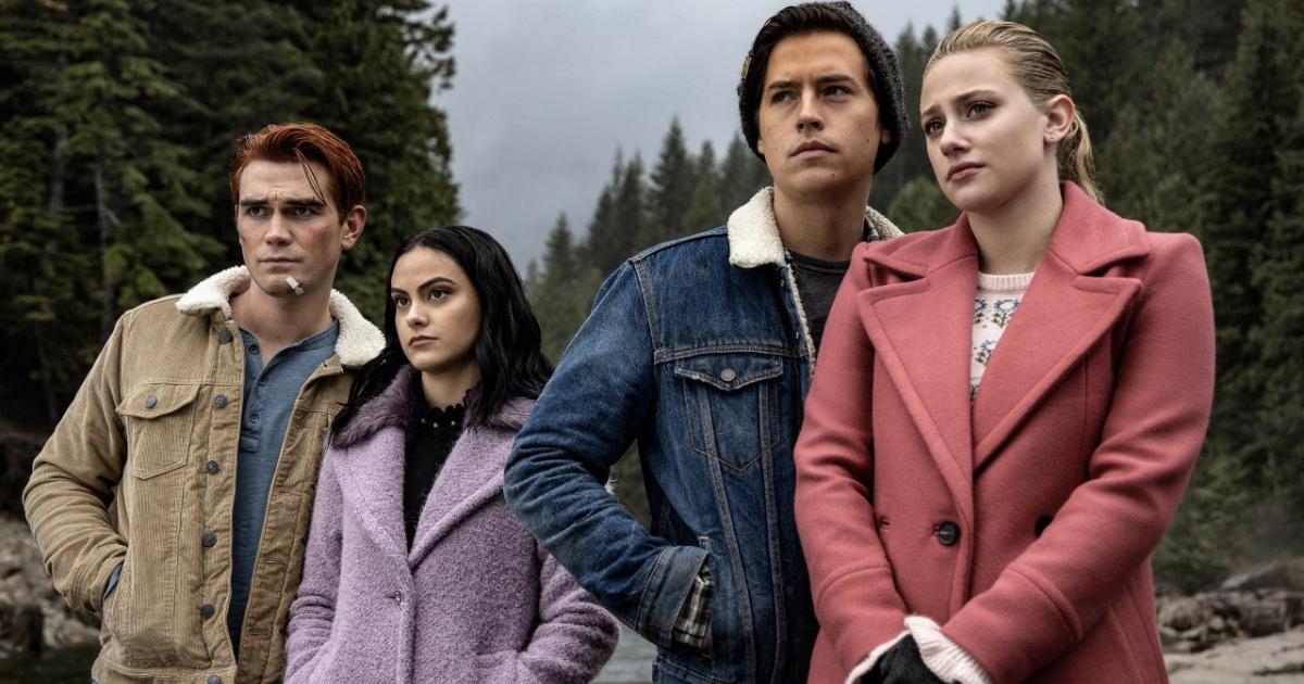 Liebes-Gerüchte: "Riverdale"-Star Cole Sprouse mit Model ...