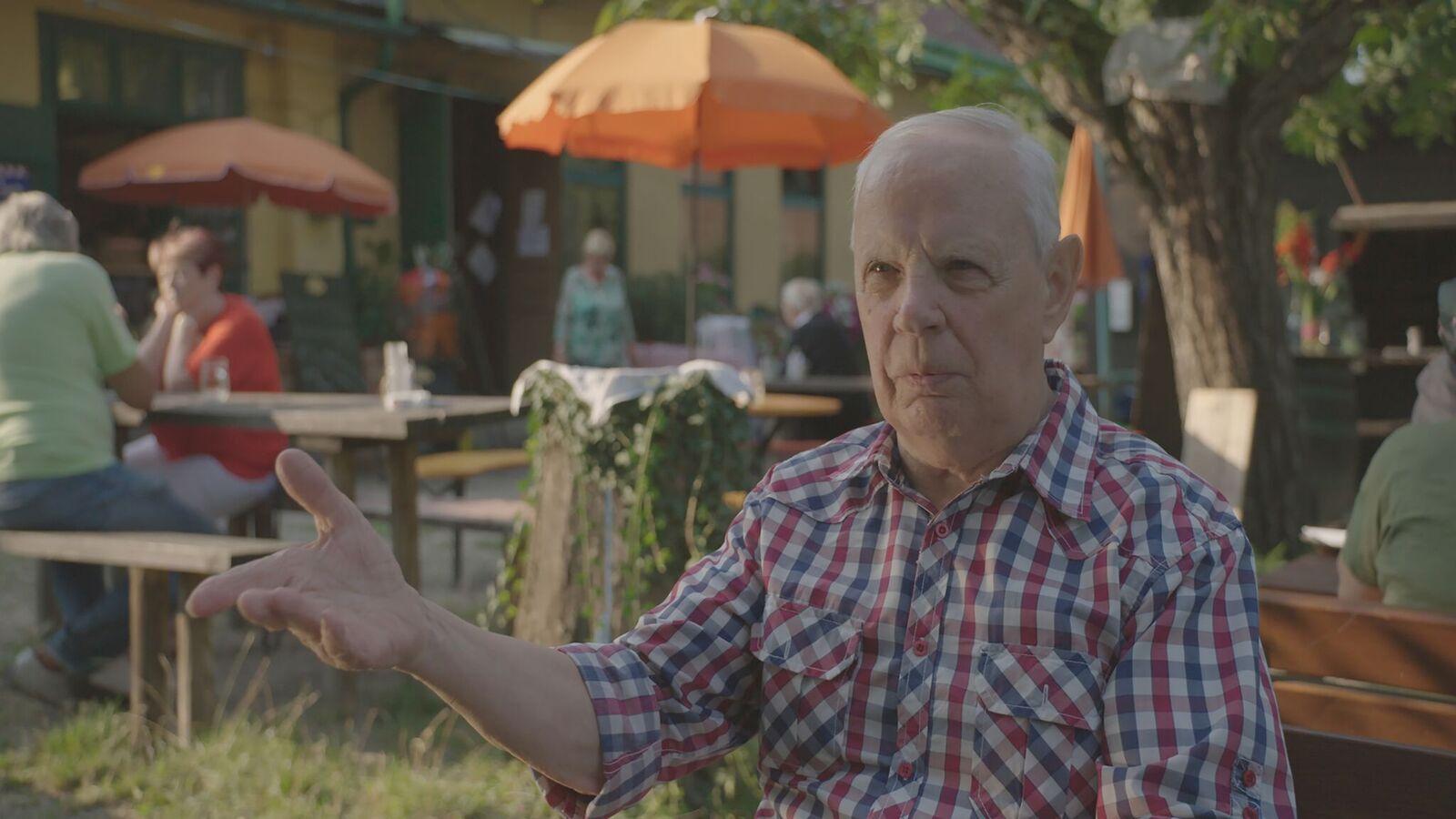 adolf_schandl_im_biergarten_kurtmayerfilm.jpeg adolf_schandl_im_biergarten_ckurtmayerfilm.jpeg