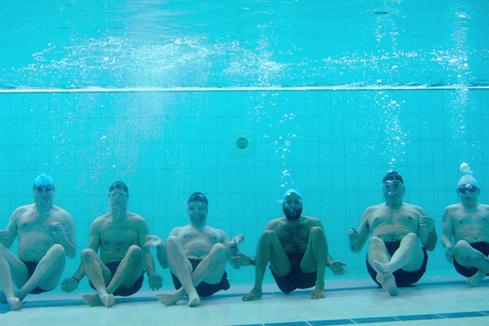 swimming-with-men-1.jpg swimming-with-men-1.jpg