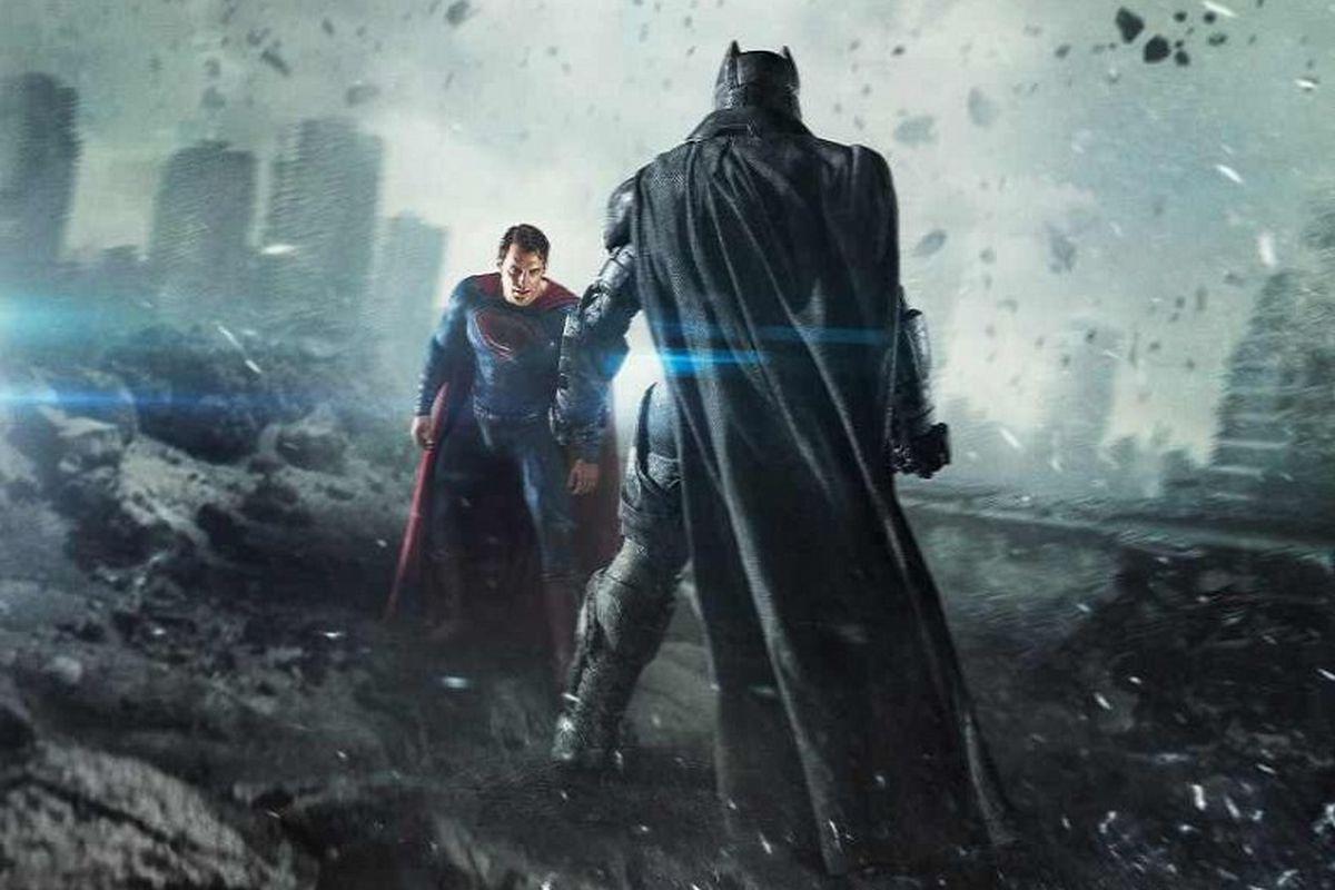 DC vs. Marvel: Warum die DC-Superhelden im Kino nicht überzeugen 4 Gründe, warum die DC-Superhelden im Kino nicht überzeugen
