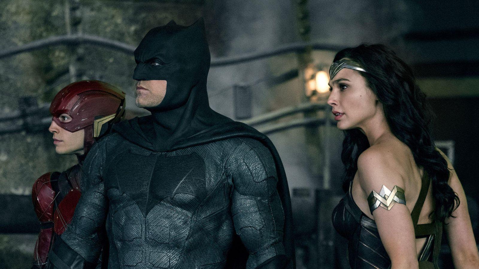 DC vs. Marvel: Warum die DC-Superhelden im Kino nicht überzeugen 4 Gründe, warum die DC-Superhelden im Kino nicht überzeugen