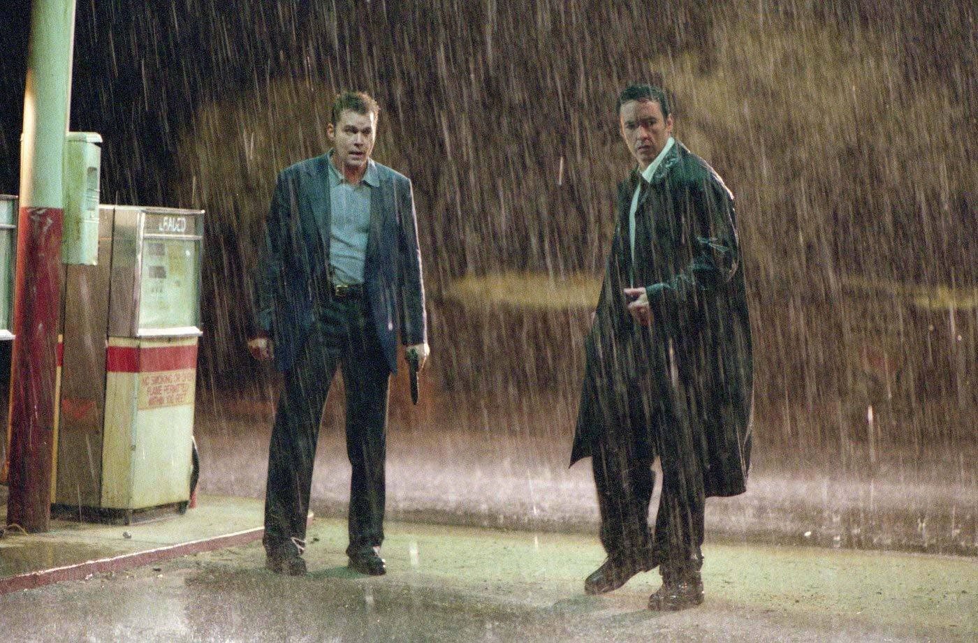 Die 10 besten Filme mit John Cusack John Cusack in "Identität" (2003)
